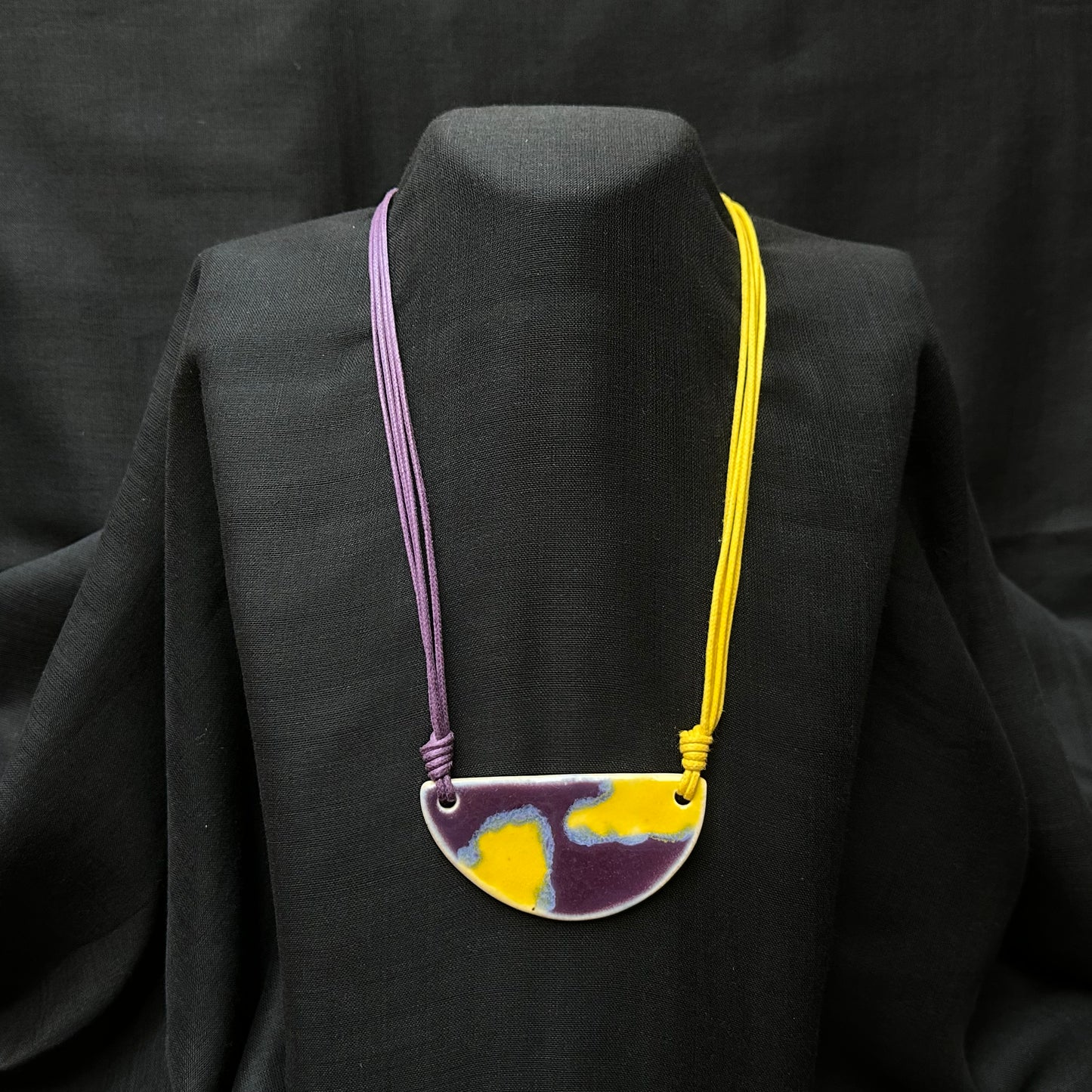 Vibrant Arc Neckpiece