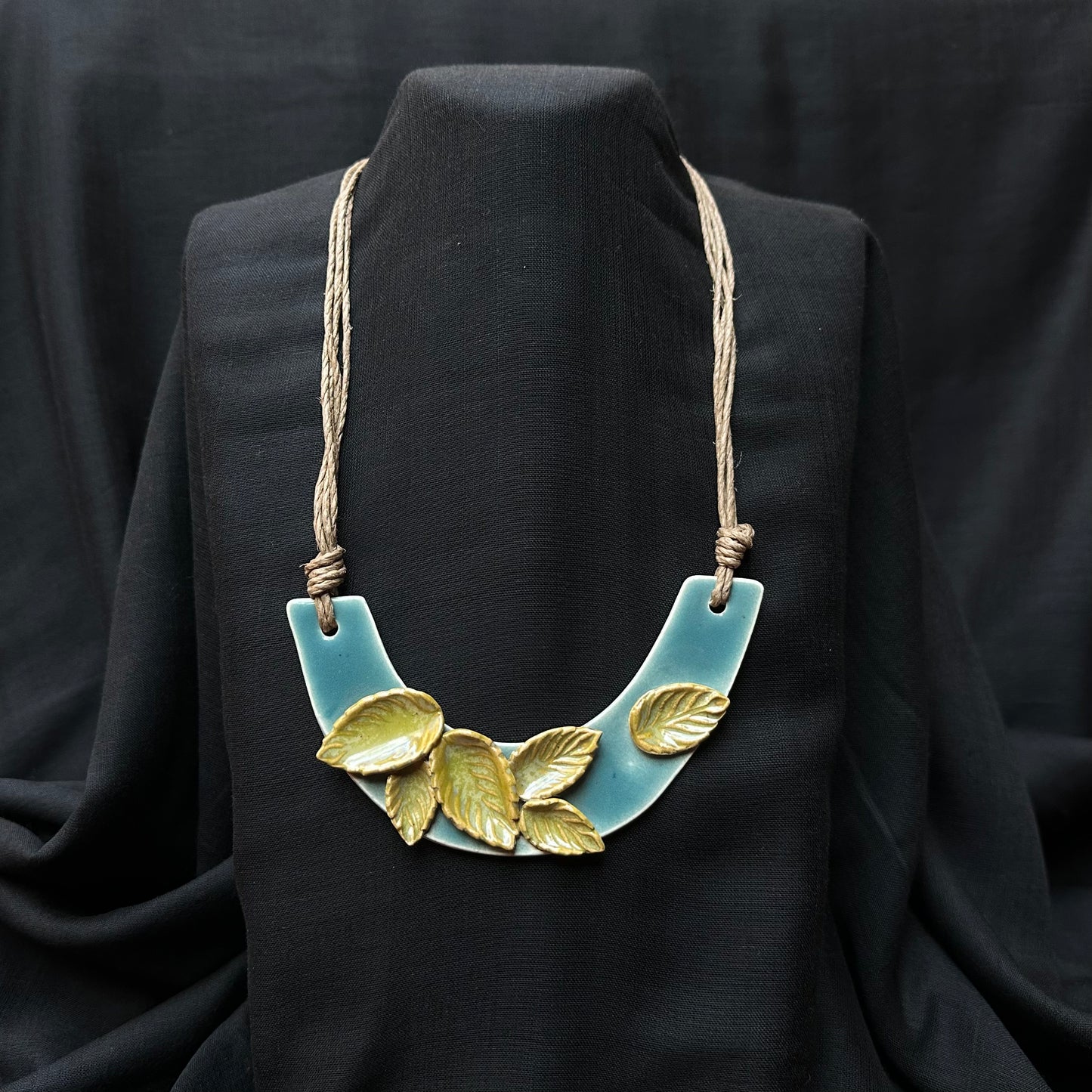 Verdant vine ceramic neckpiece