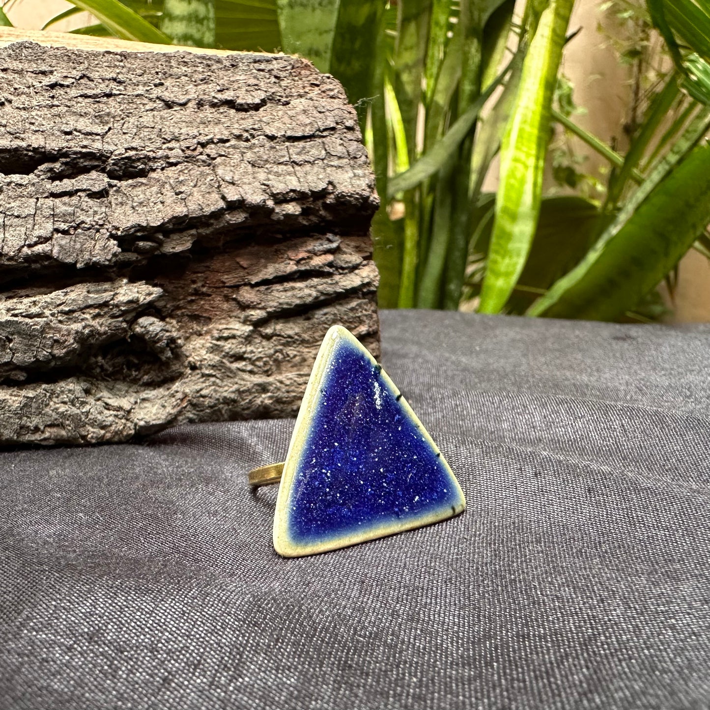 Midnight Triangle Ceramic Ring