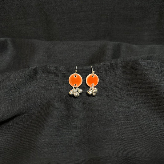 Round tiny earrings